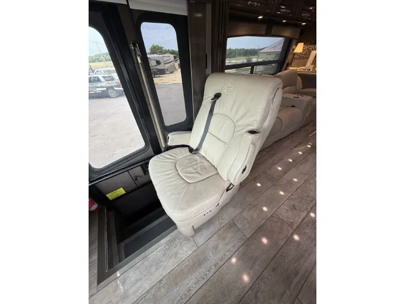 2019 ENTEGRA COACH CORNERSTONE 45B