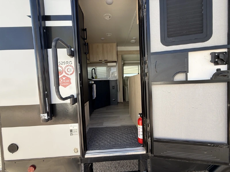 2023 WINNEBAGO MINNIE 2529RG
