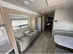 2023 WINNEBAGO MINNIE 2529RG