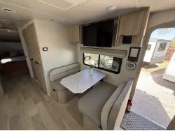 2023 WINNEBAGO MINNIE 2529RG