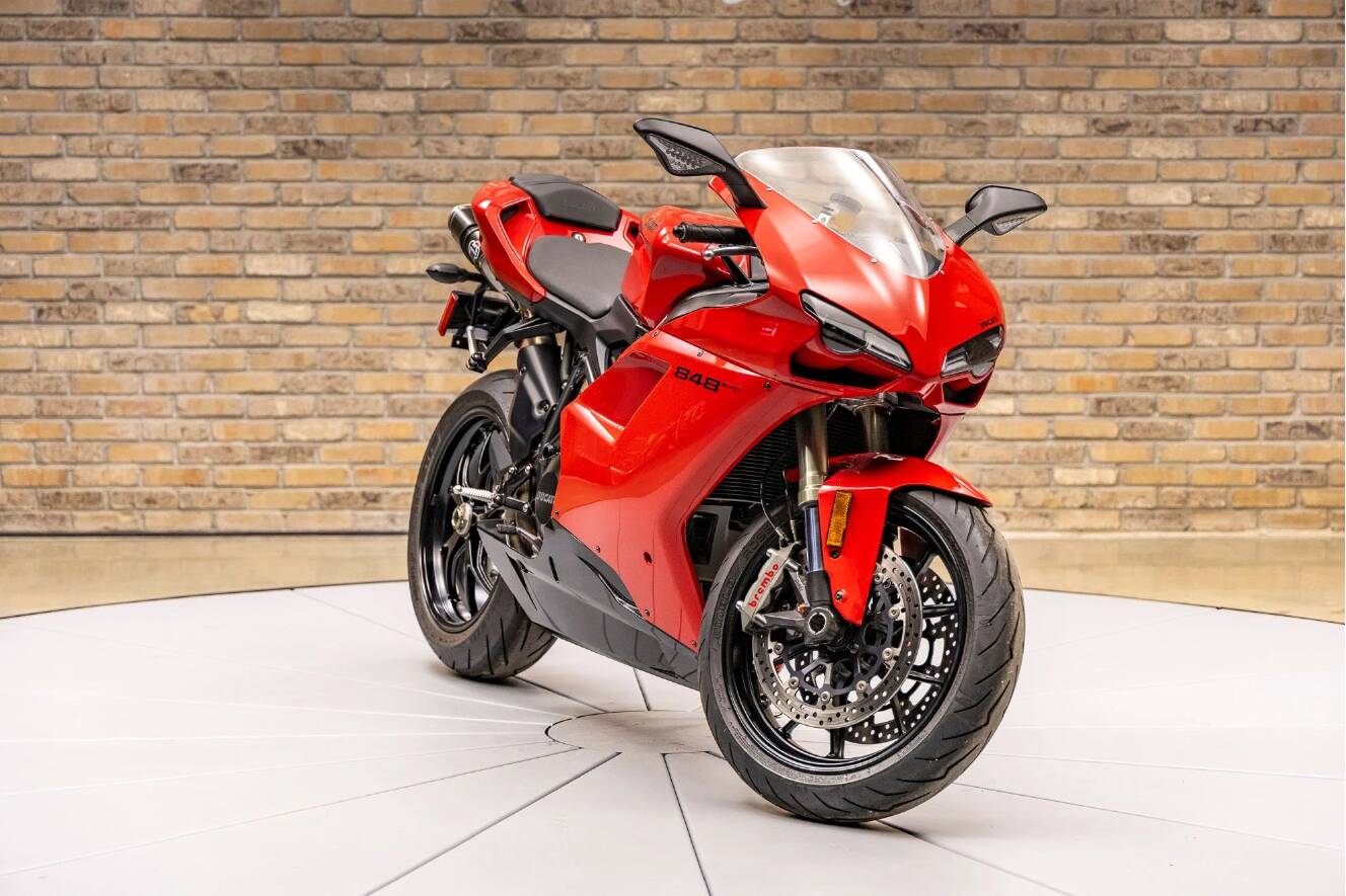 A photo of this 2012 Ducati 848 EVO BASE