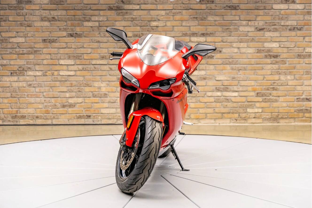 A photo of this 2012 Ducati 848 EVO BASE
