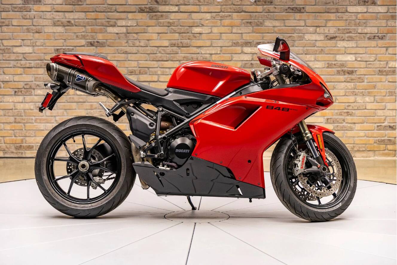 A photo of this 2012 Ducati 848 EVO BASE