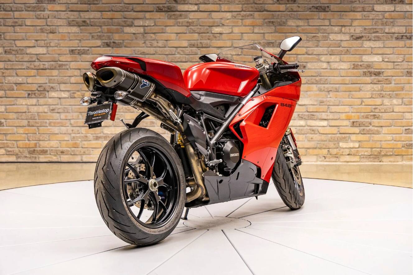 A photo of this 2012 Ducati 848 EVO BASE