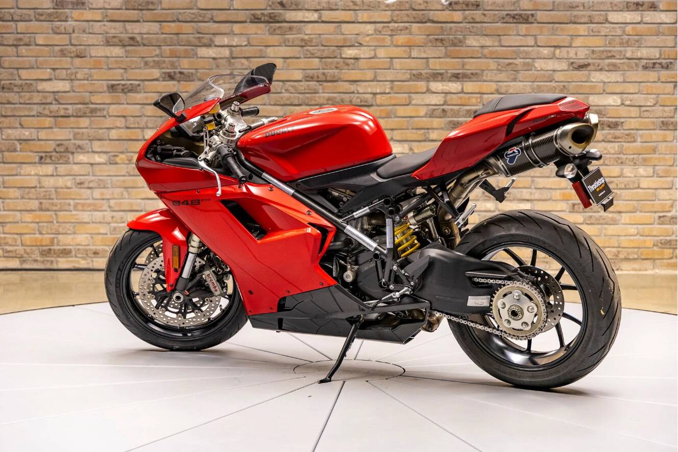 A photo of this 2012 Ducati 848 EVO BASE