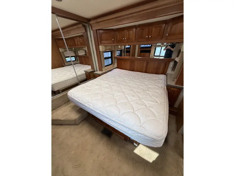 2007 FOUR WINDS MANDALAY 40F