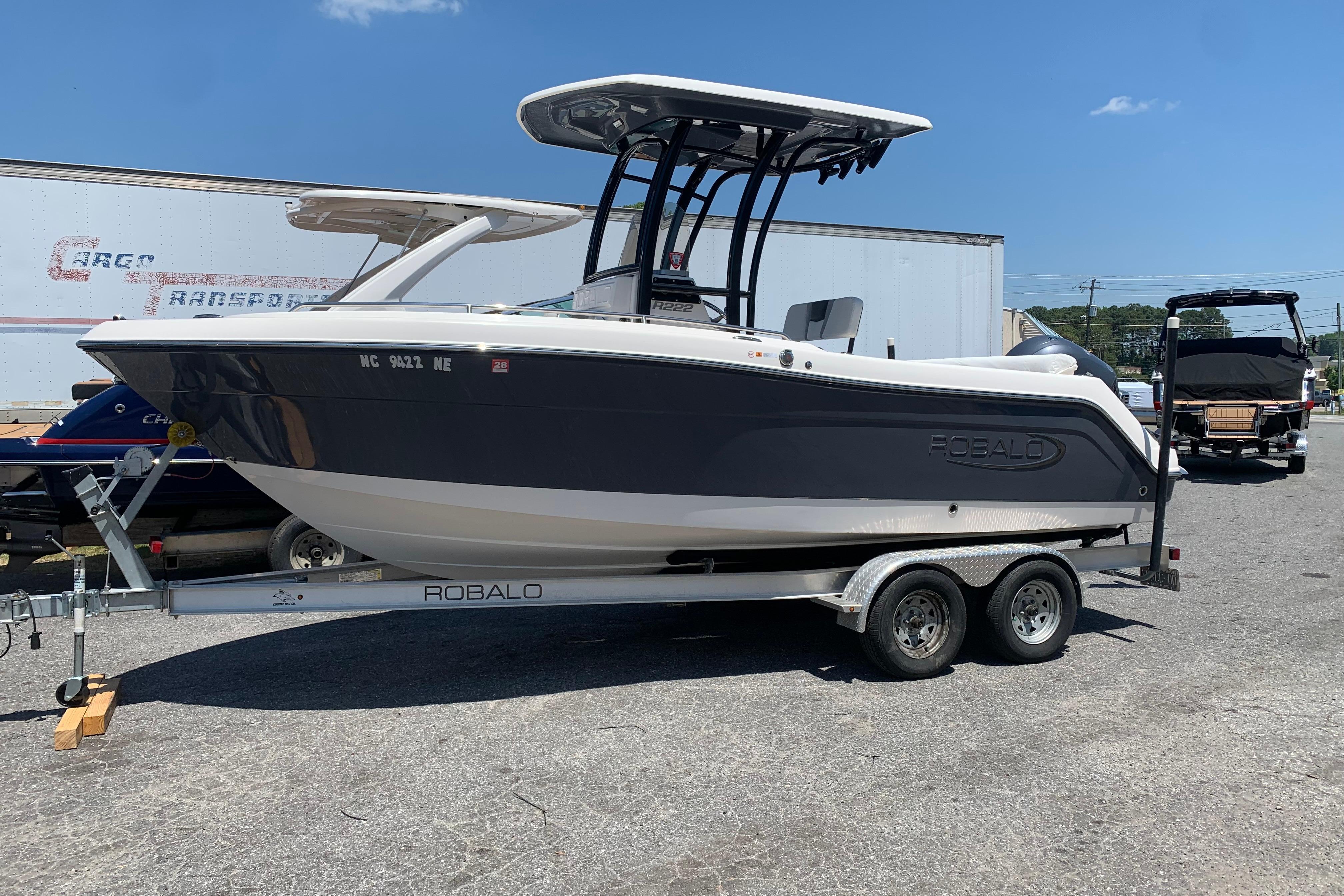 2023 Robalo R222 Center Console NAN in north carolina NC