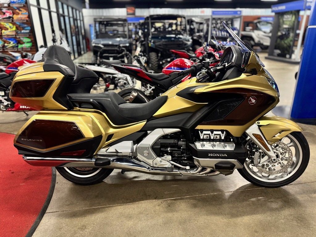 Aprilia,honda,husqvarna,kawasaki,yamaha Touring Motorcycles For