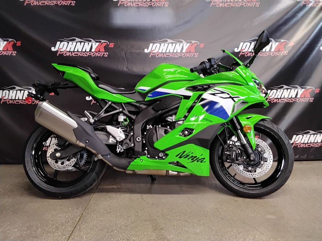 Harley-Davidson,kawasaki,moto Guzzi,triumph Ninja ZX-4RR