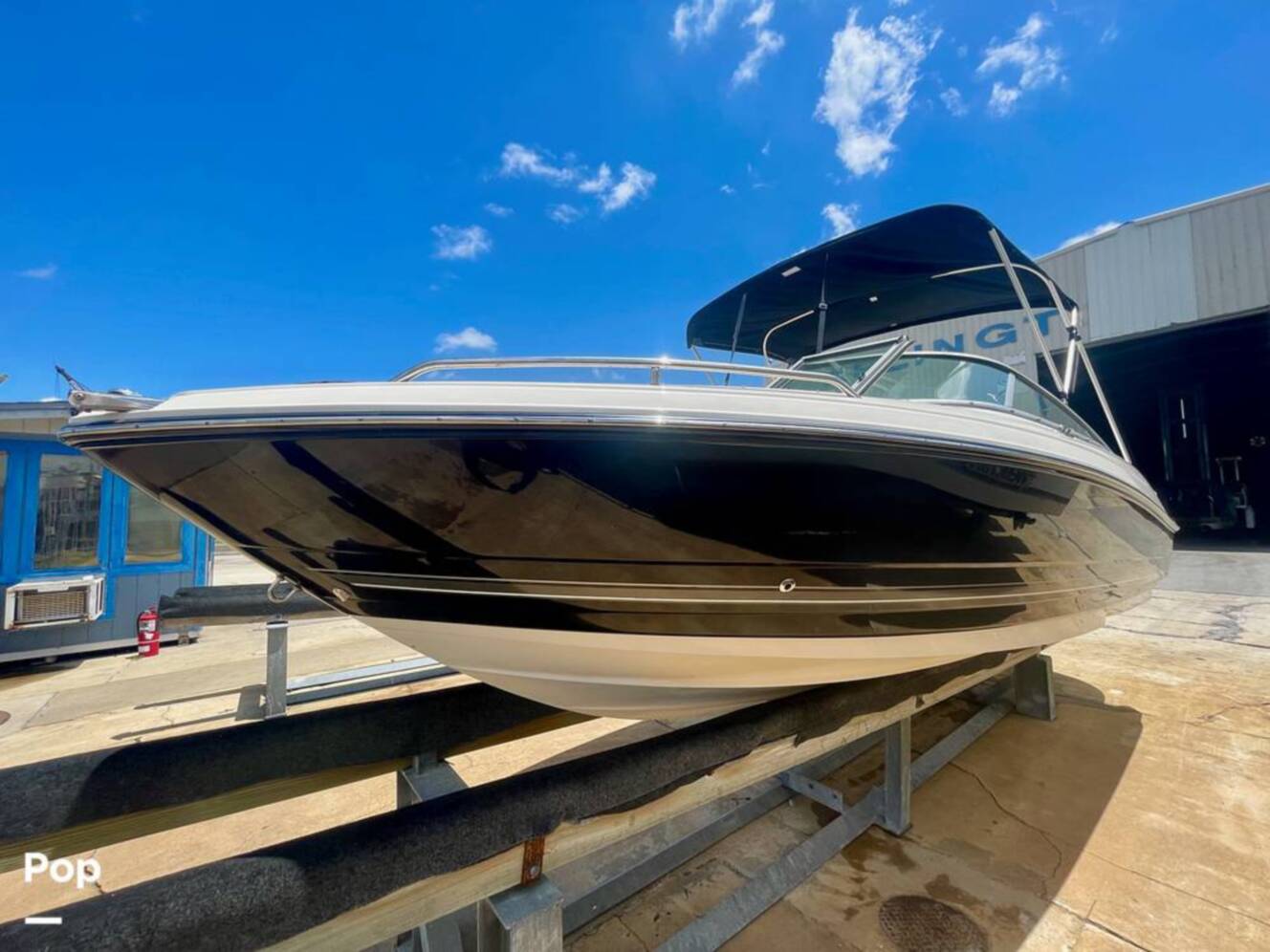 A photo of this 2008 Monterey 194FS