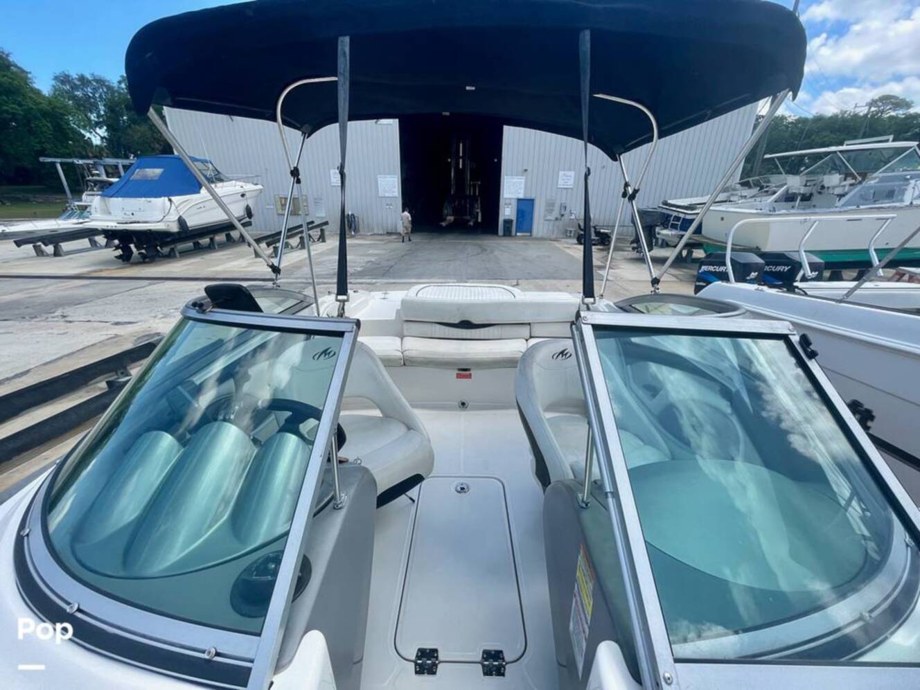 A photo of this 2008 Monterey 194FS