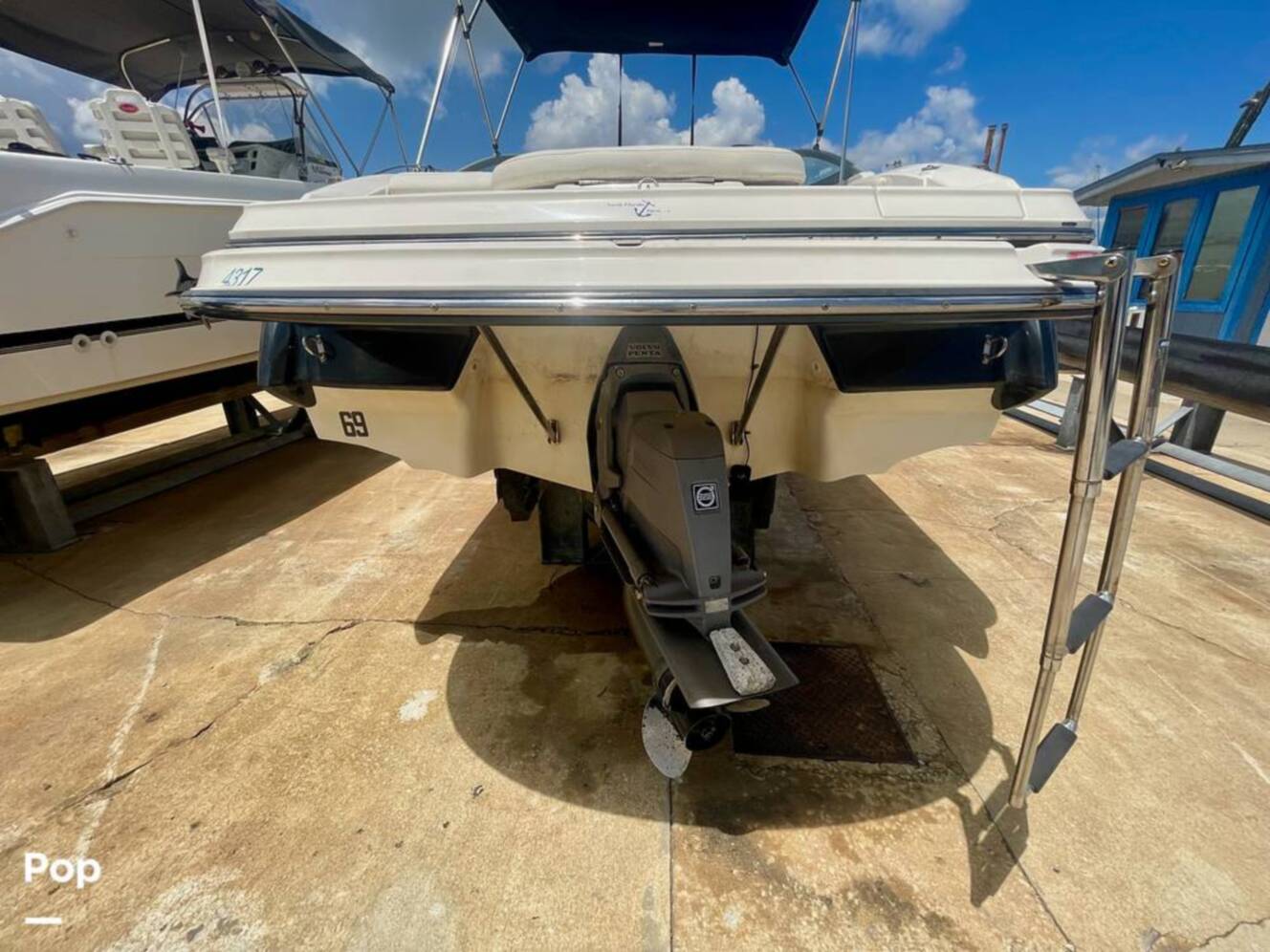 A photo of this 2008 Monterey 194FS