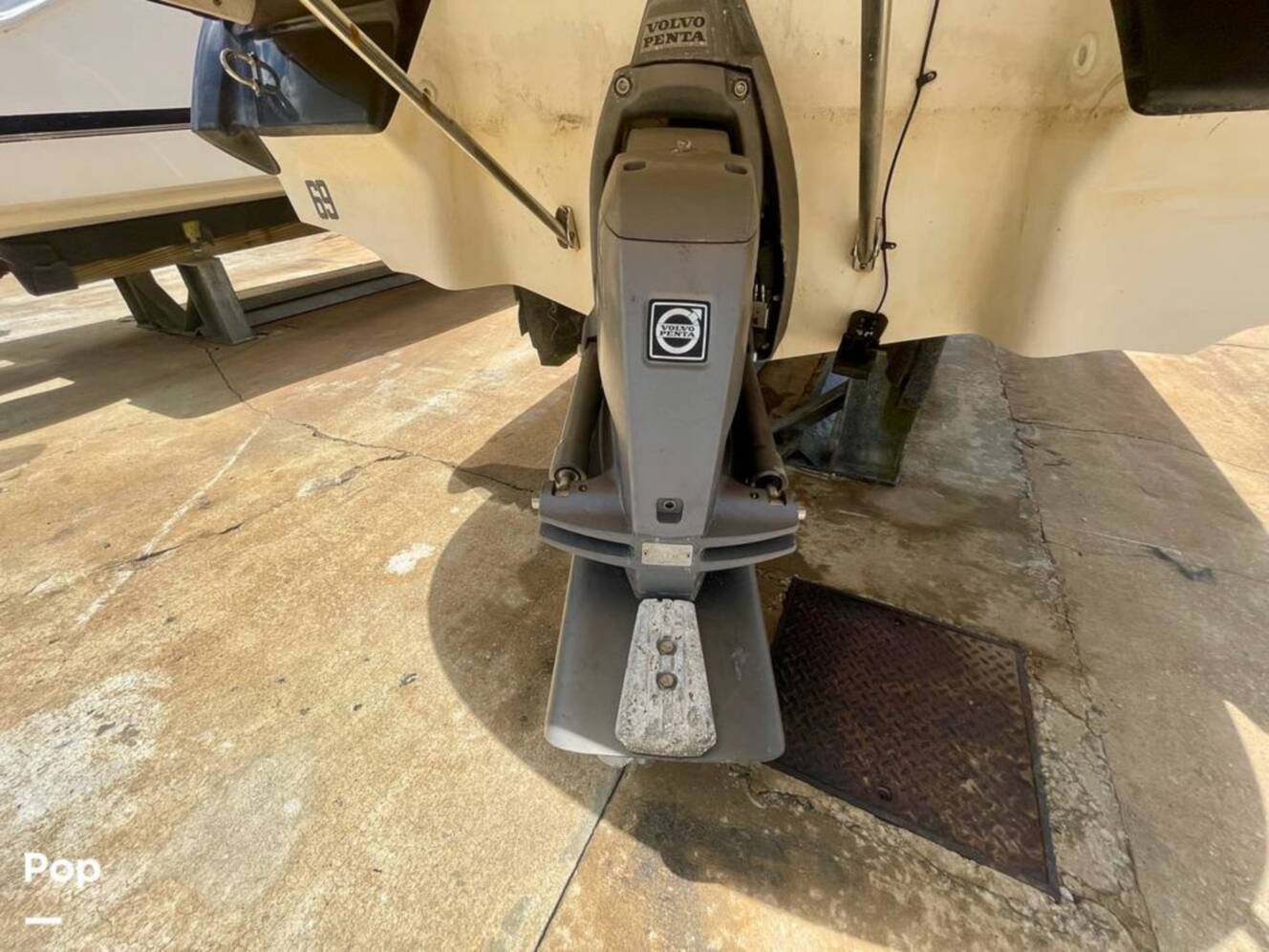 A photo of this 2008 Monterey 194FS
