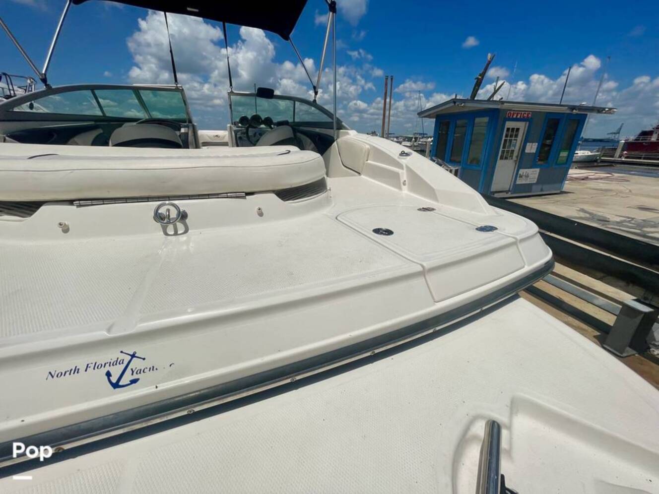 A photo of this 2008 Monterey 194FS