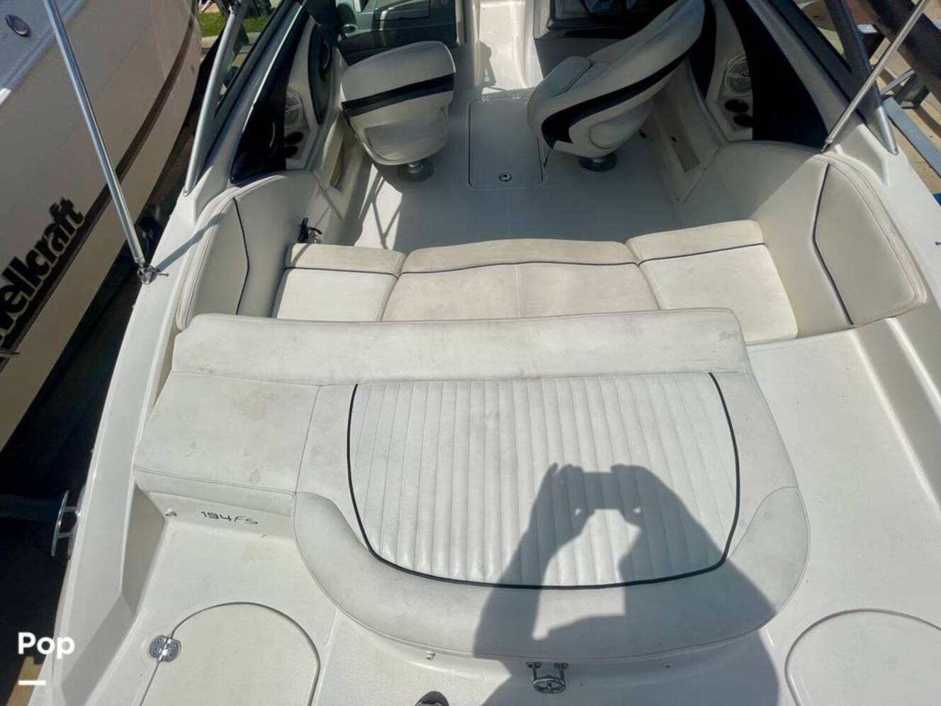 A photo of this 2008 Monterey 194FS