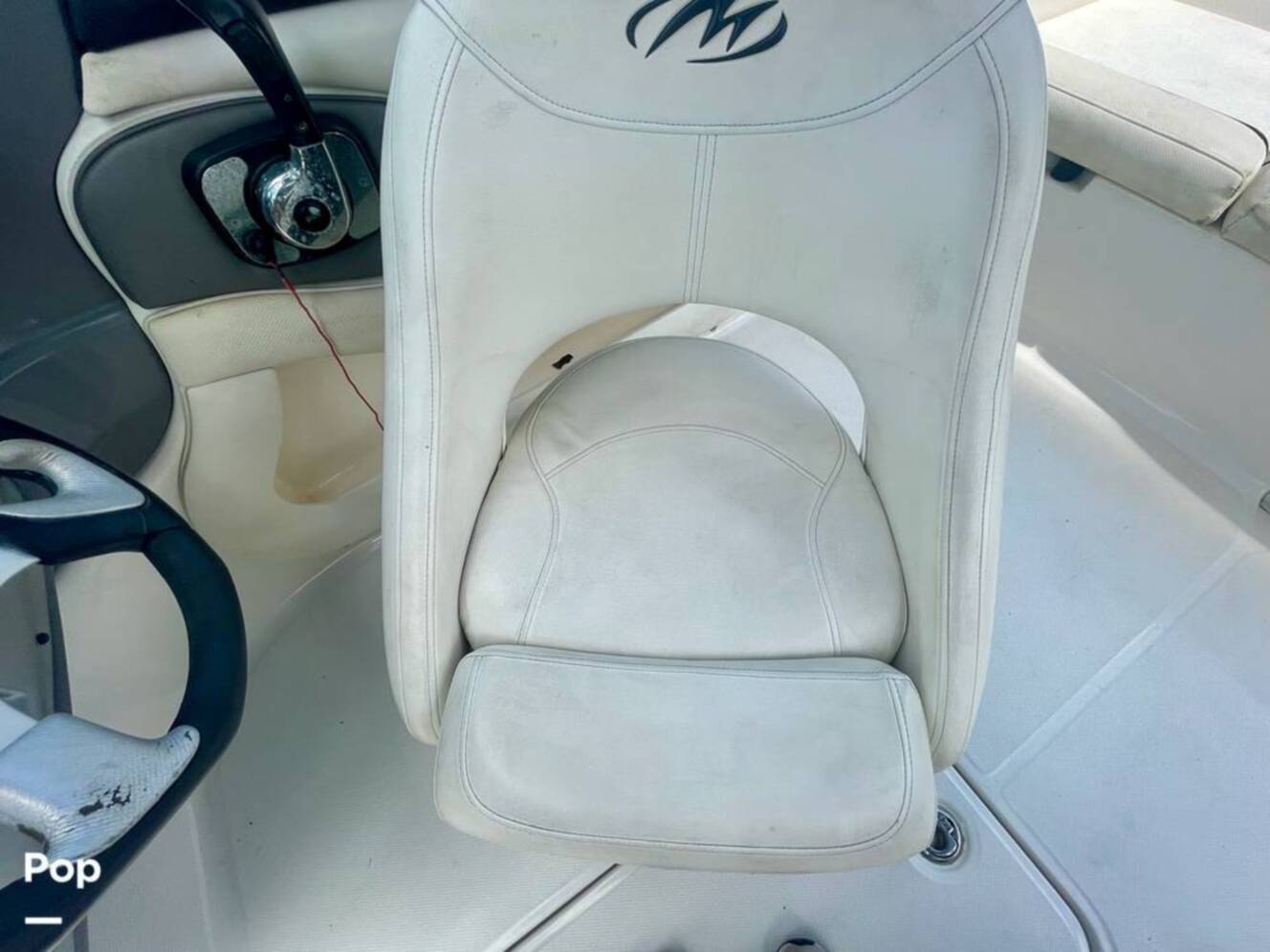 A photo of this 2008 Monterey 194FS