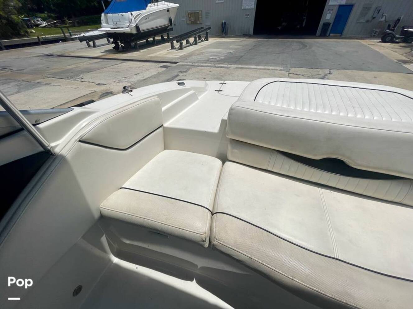 A photo of this 2008 Monterey 194FS