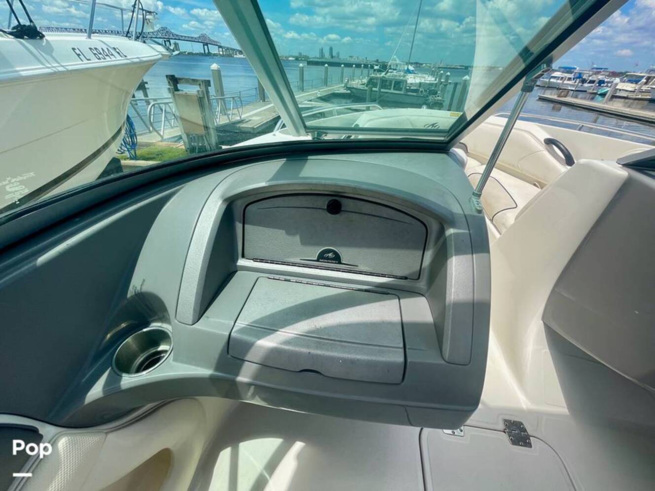 A photo of this 2008 Monterey 194FS
