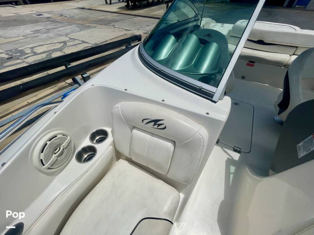A photo of this 2008 Monterey 194FS