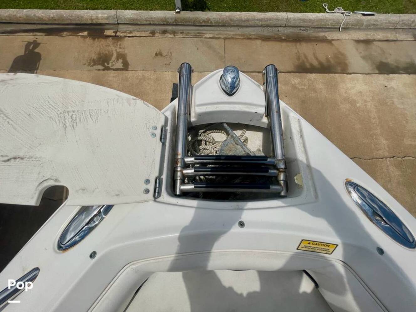 A photo of this 2008 Monterey 194FS
