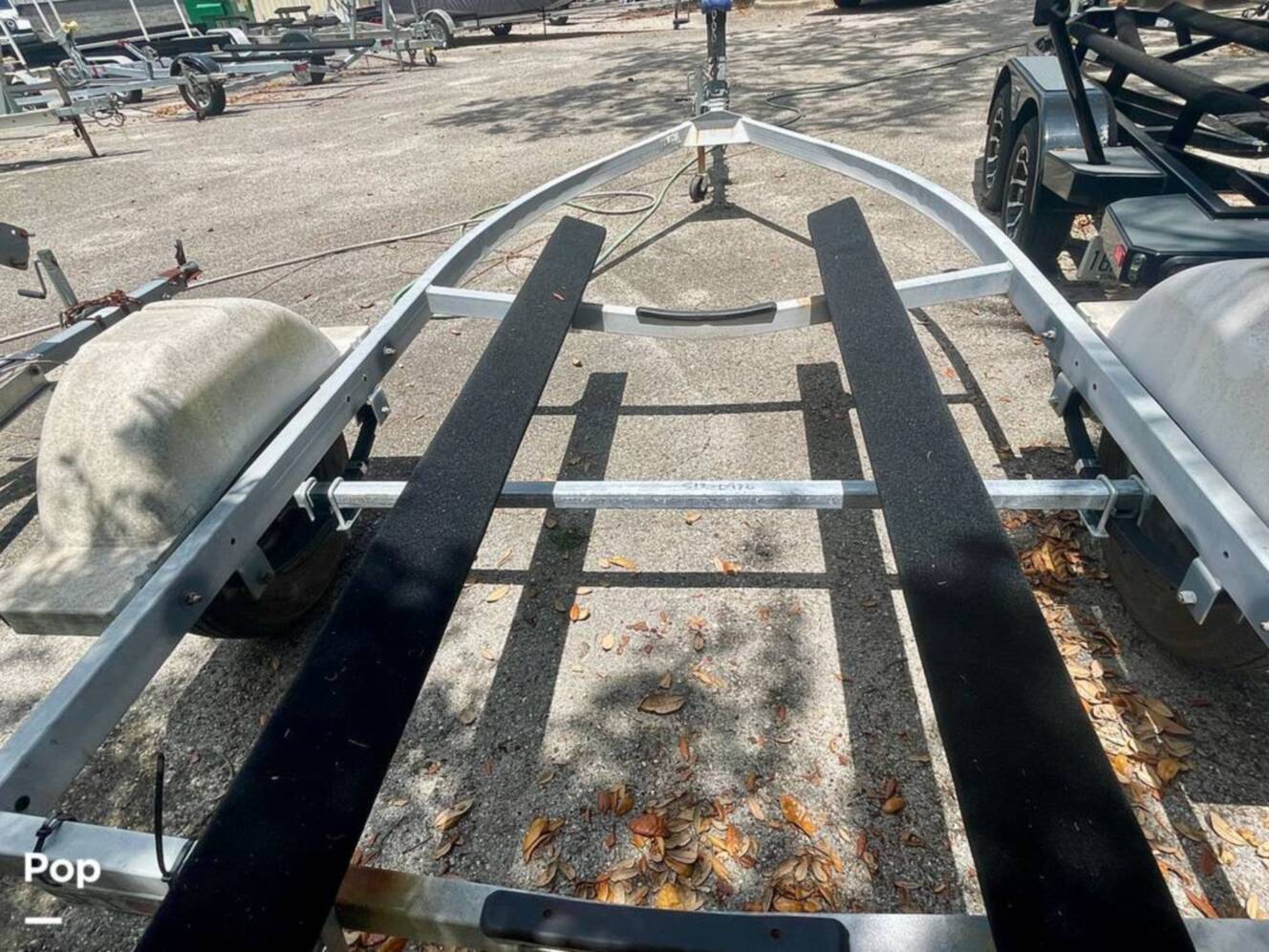A photo of this 2008 Monterey 194FS