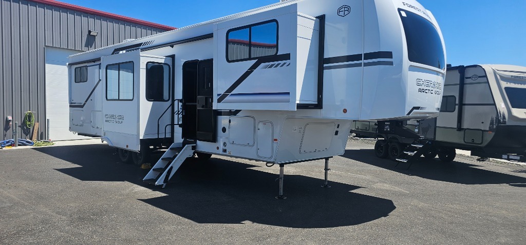 2026 Forest River Rv Cherokee Arctic Wolf 3950SUITE in richland WA