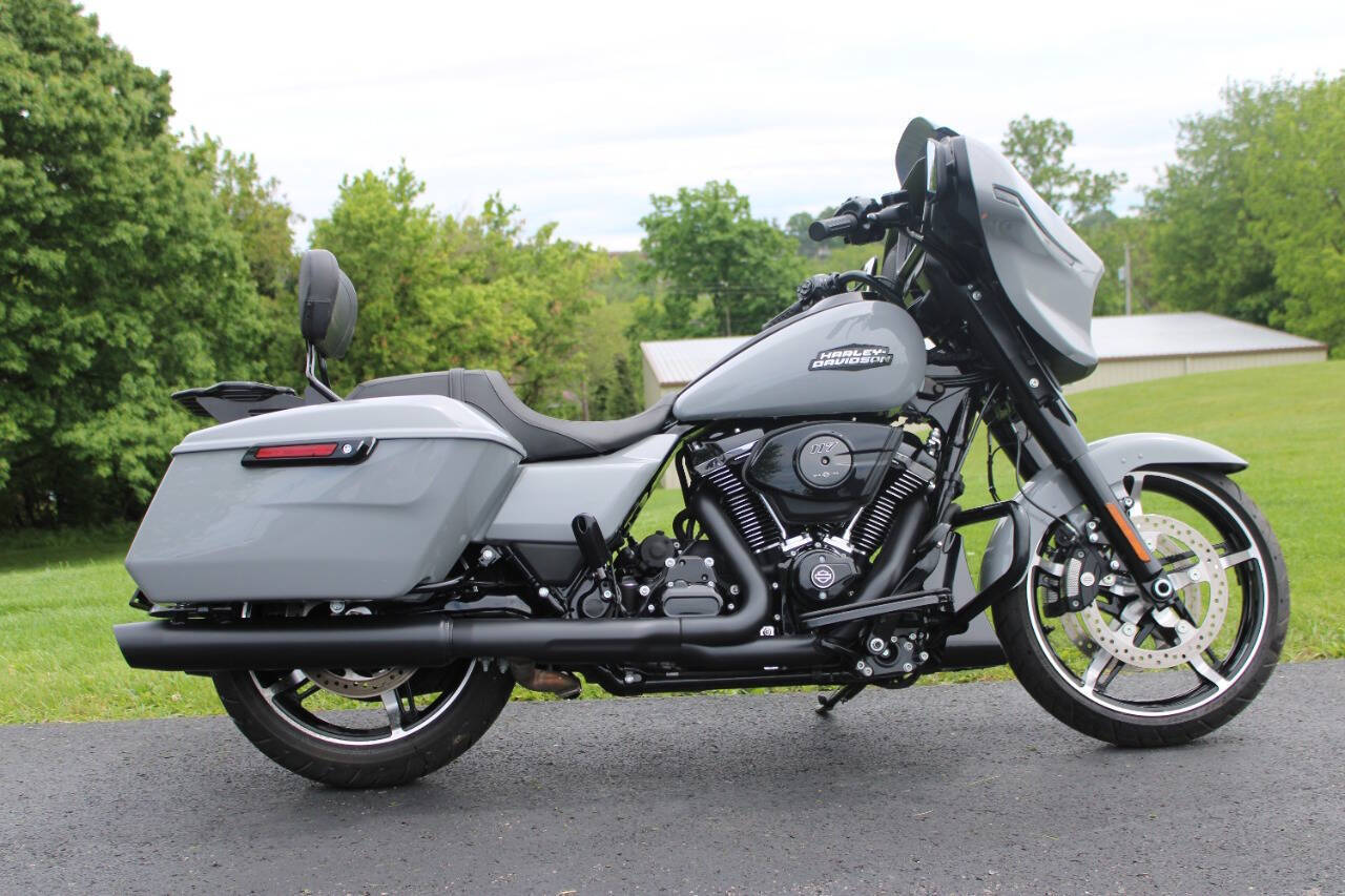 2024 Harley-Davidson Street Glide FLHX in Irwin, PA