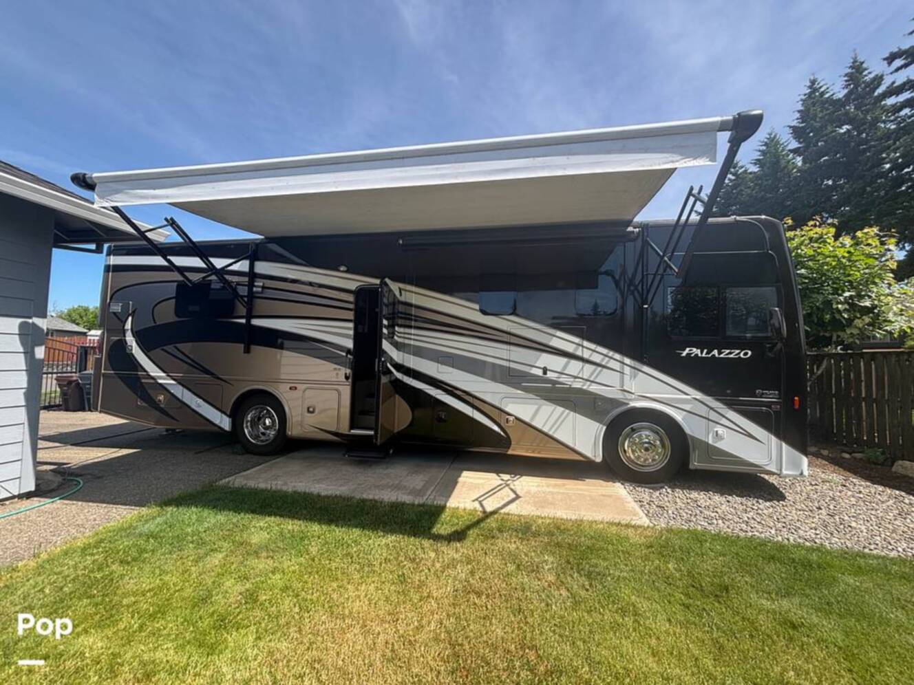 A photo of this 2017 Thor Motor Coach Palazzo 33.4