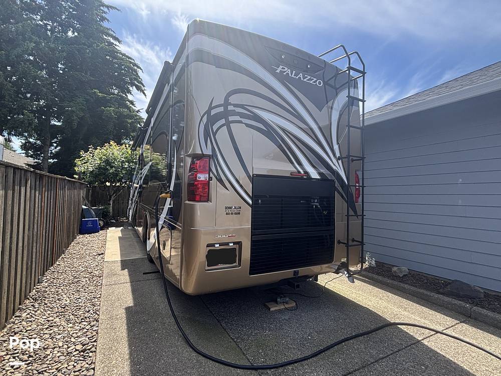 2017 Thor Motor Coach Palazzo 33.4 in oregon city OR