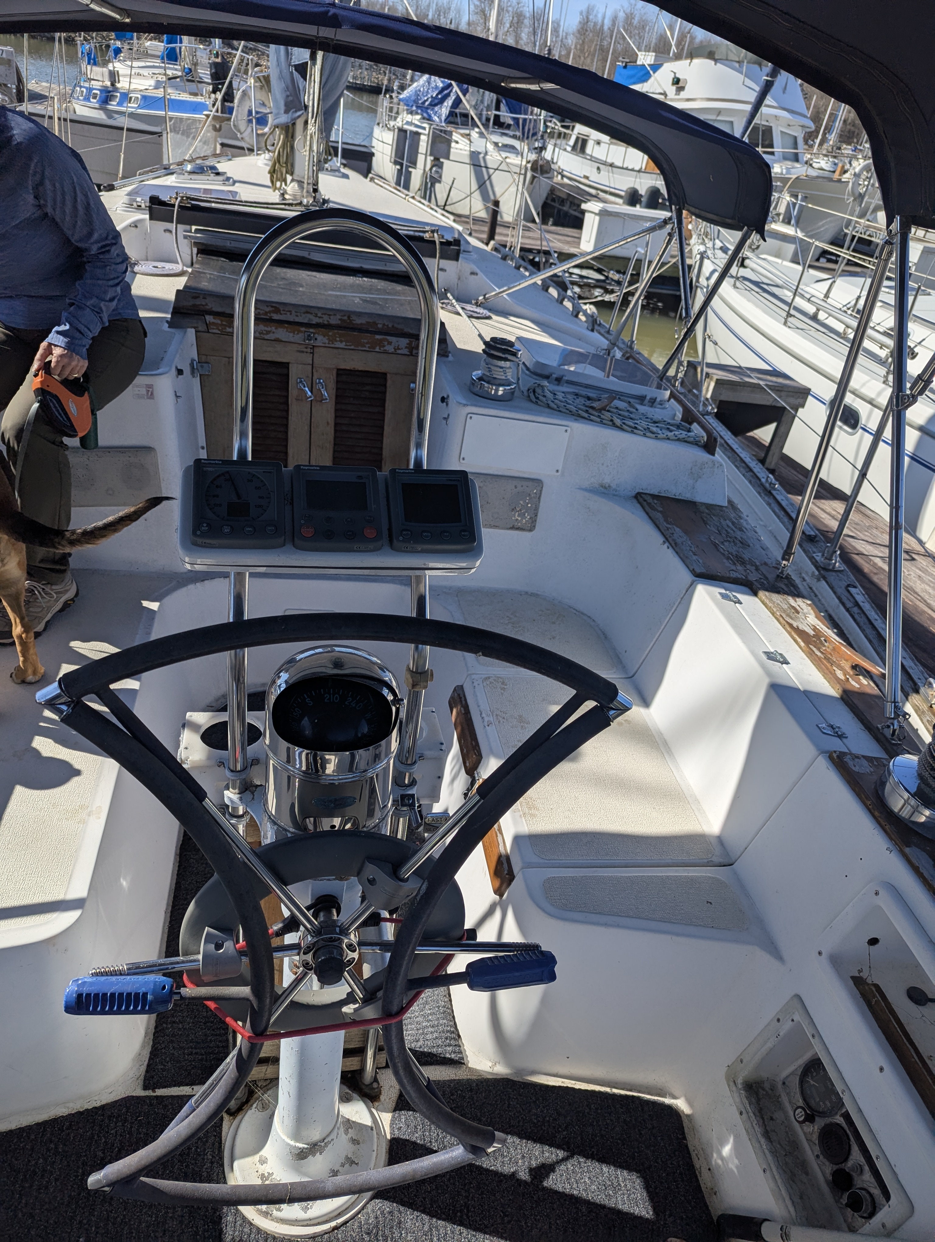 1984 Endeavour 38 SLOOP Single Inboard Engine boat