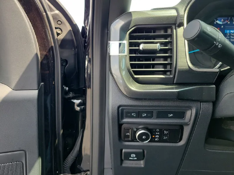 2023 FORD F150