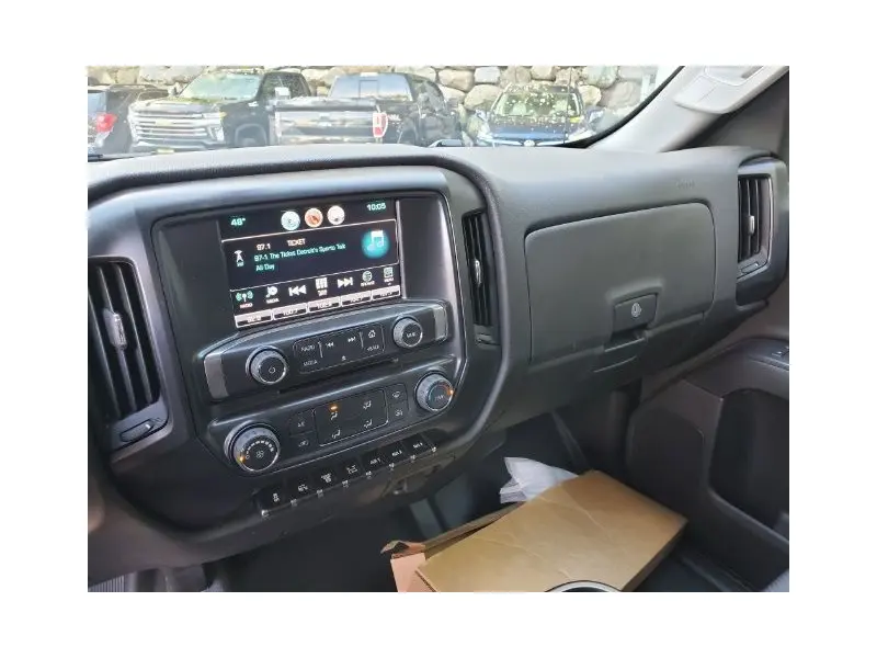 2024 CHEVROLET Silverado 6500HD