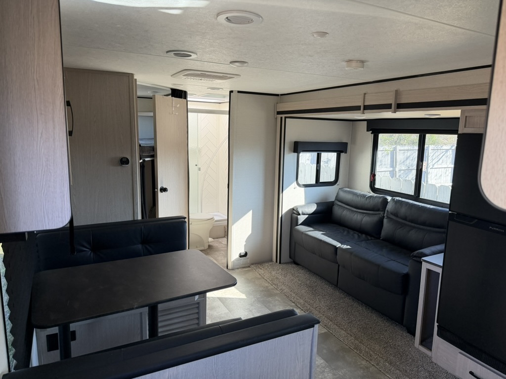 2022 Coachmen APEX ULTRA-LITE 256BHS in newberry FL