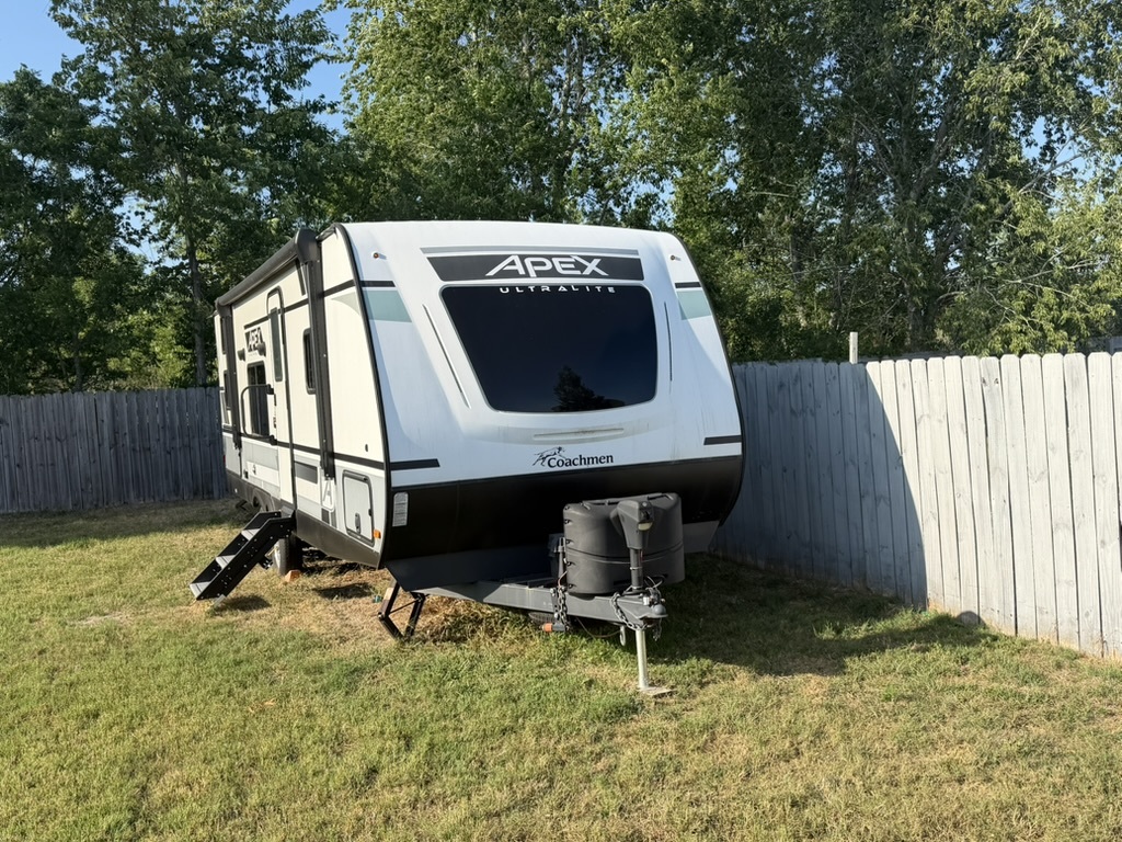 2022 Coachmen APEX ULTRA-LITE 256BHS RV
