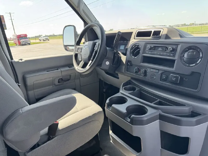 2025 FORD ECONOLINE