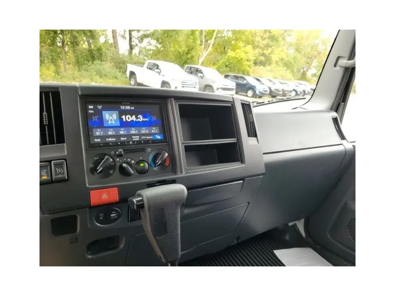 2024 CHEVROLET LOW CAB FORWARD 4500 HG 20' Box