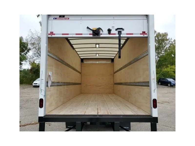 2024 CHEVROLET LOW CAB FORWARD 4500 HG 20' Box