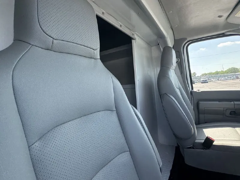 2025 FORD ECONOLINE
