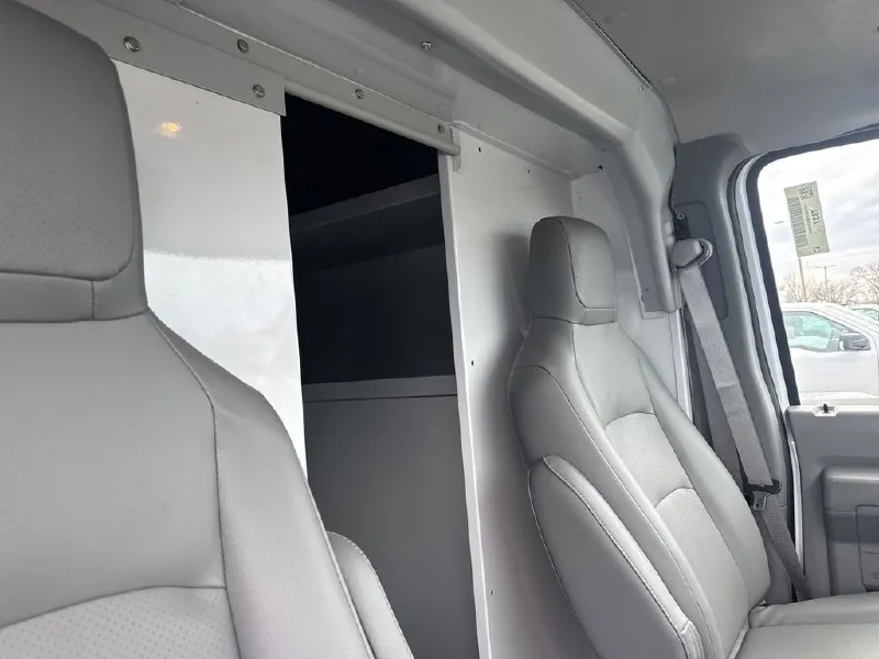 2025 FORD ECONOLINE