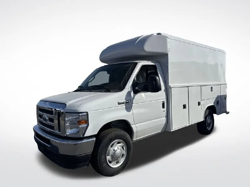2025 FORD ECONOLINE