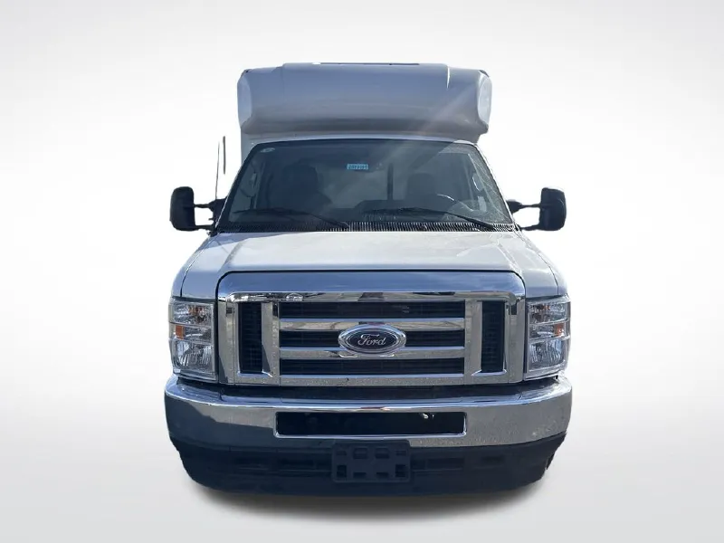 2025 FORD ECONOLINE