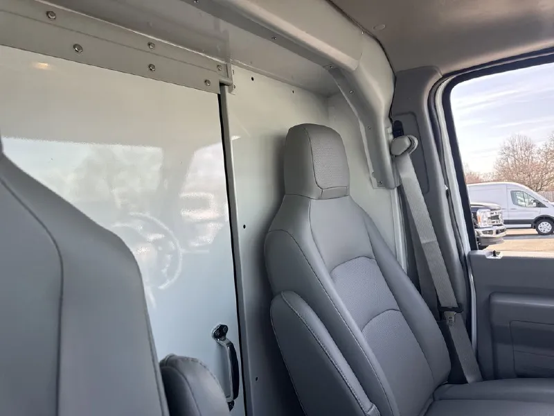 2025 FORD ECONOLINE