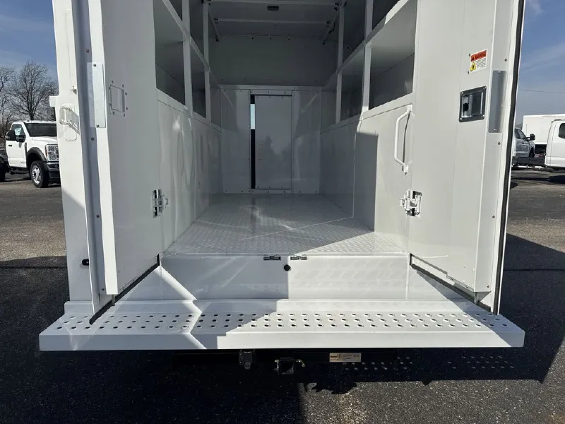2025 FORD ECONOLINE