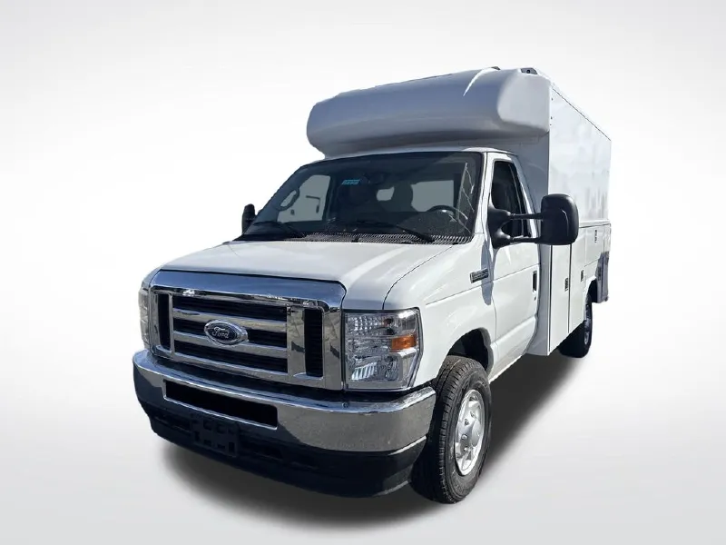 2025 FORD ECONOLINE