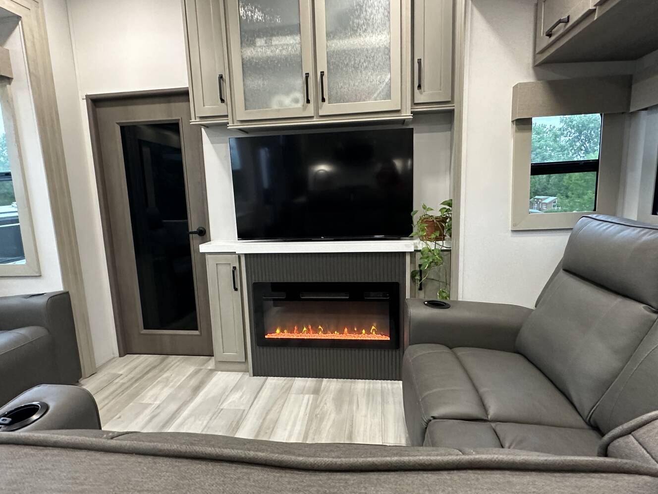 A photo of this 2025 Grand Design MOMENTUM M-CLASS 395MS
