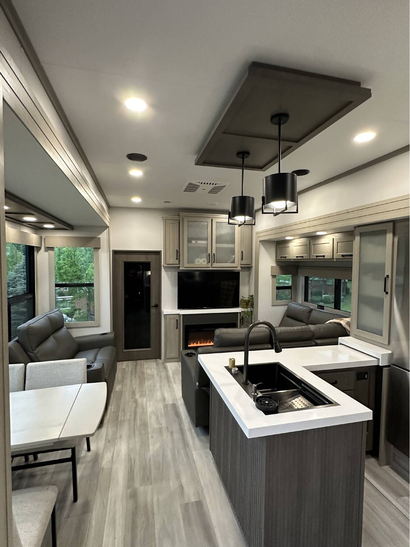 A photo of this 2025 Grand Design MOMENTUM M-CLASS 395MS