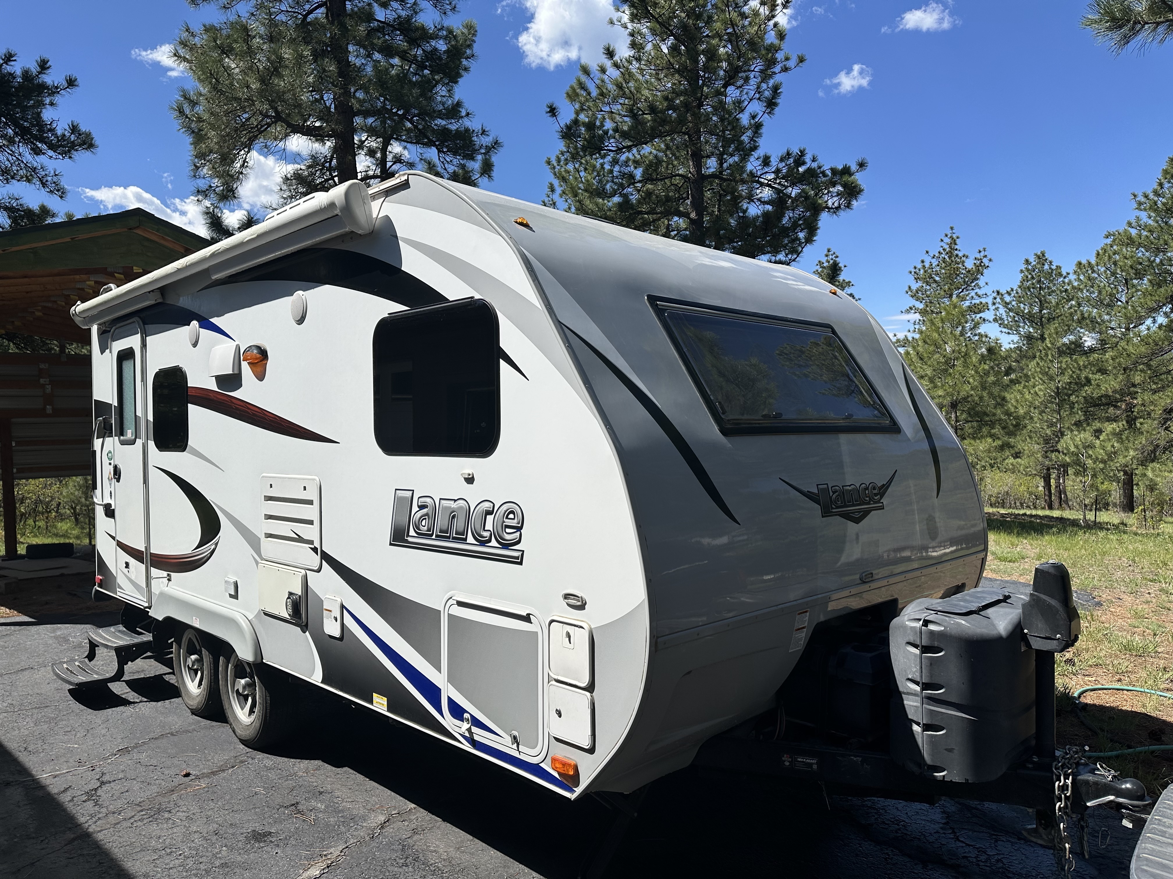 2017 Lance 1685 Travel Trailer in sedalia CO