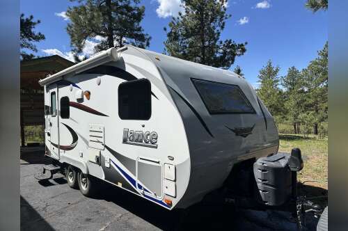 2017 Lance 1685 Travel Trailer in sedalia CO