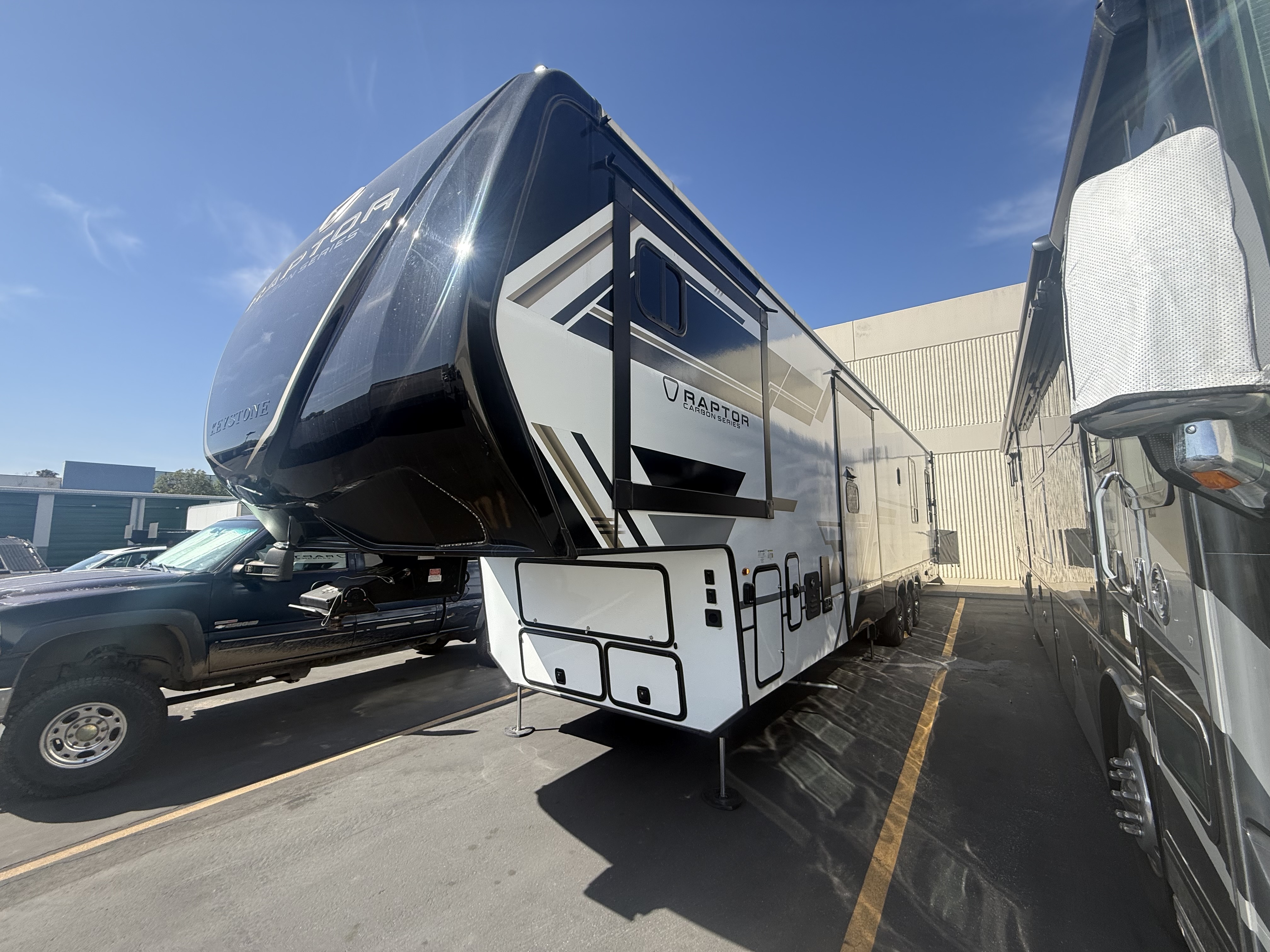 2026 Keystone RAPTOR CARBON SERIES (FIFTH WHEEL) 363 in costa mesa CA