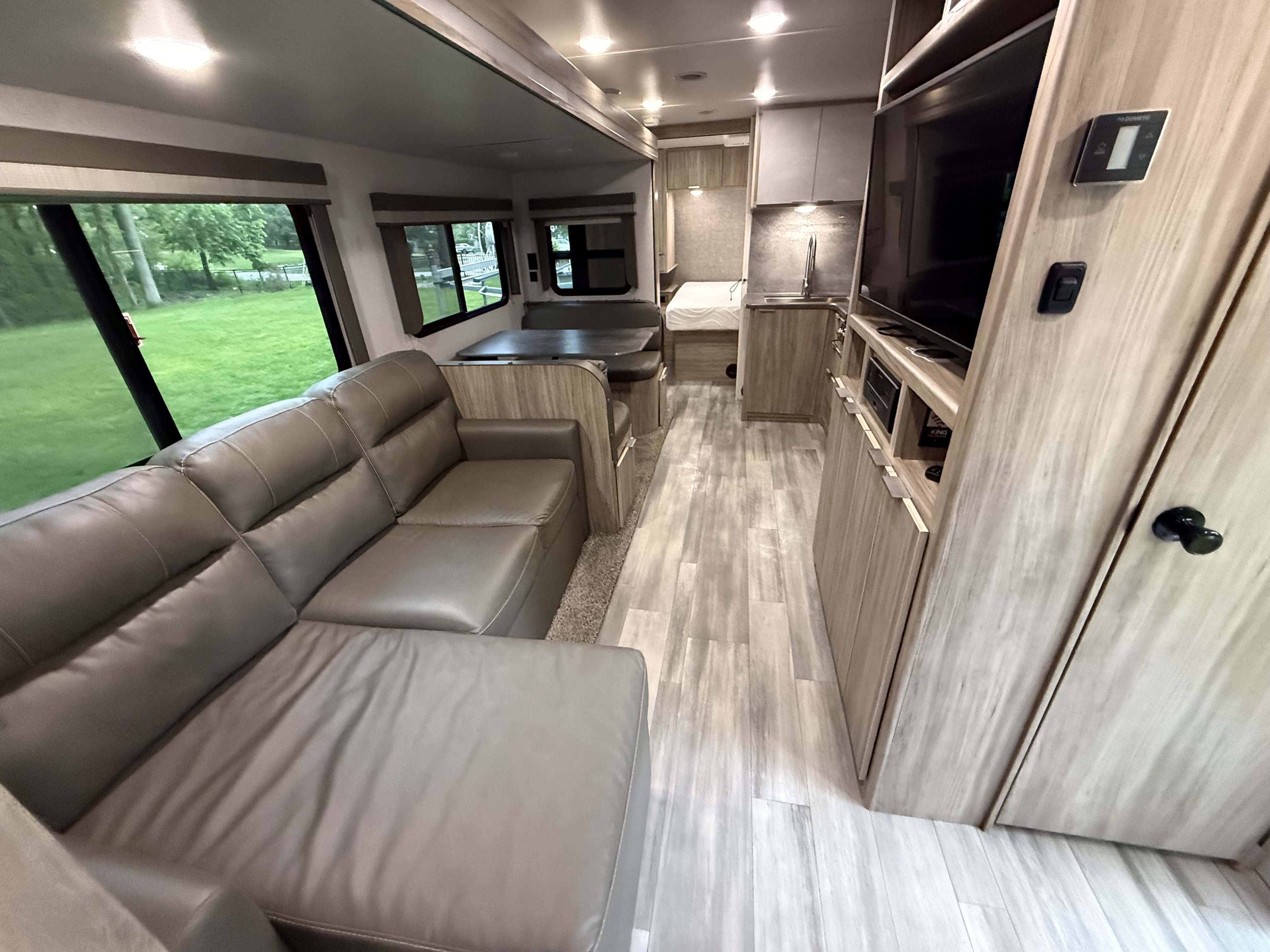 2022 Winnebago MINNIE WINNIE 28 RV